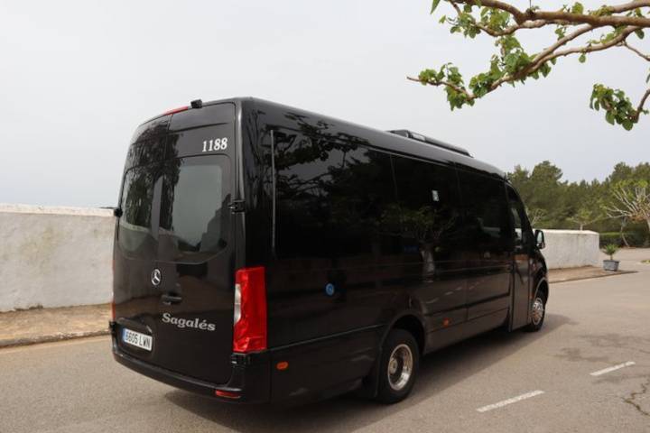 Minivan