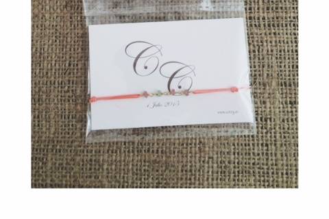 Tarjeta iniciales y pulsera