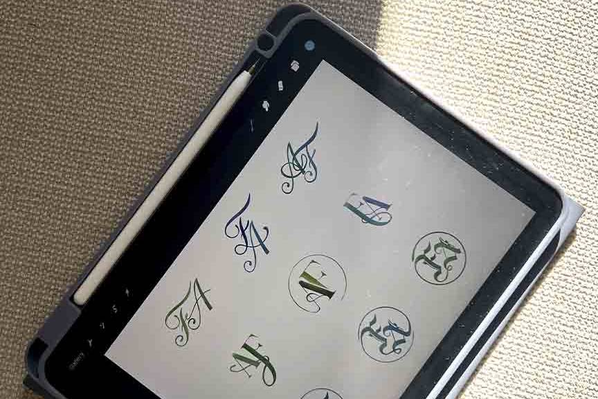 Logotipo de Bodas F&A