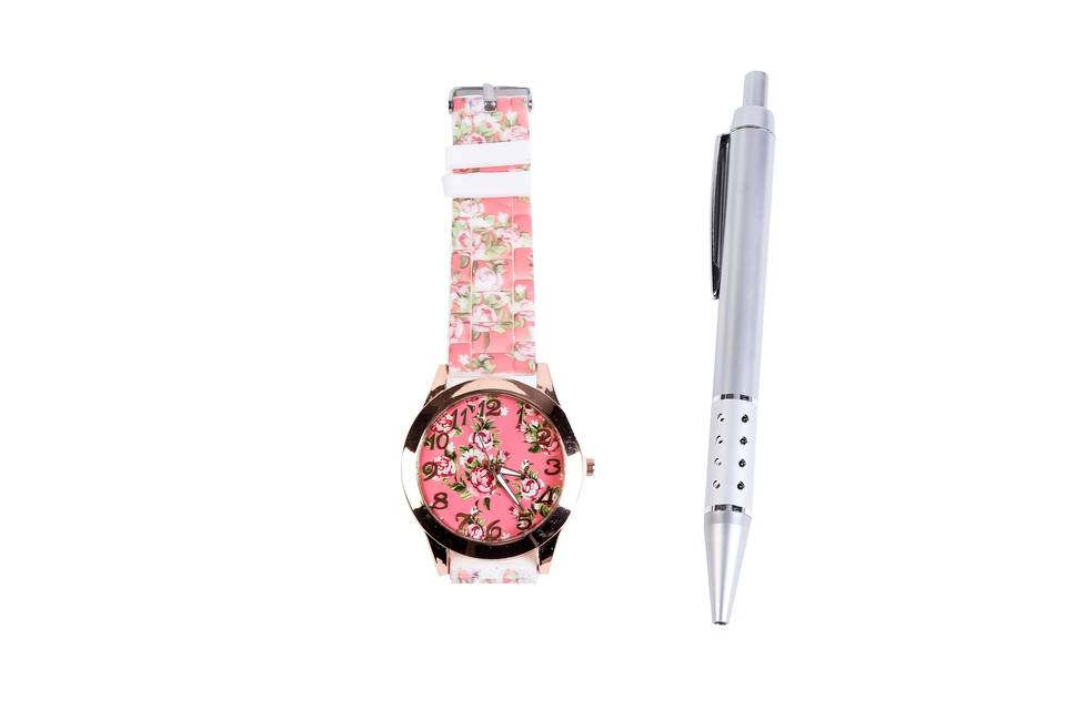 Reloj floral y bolígrafo