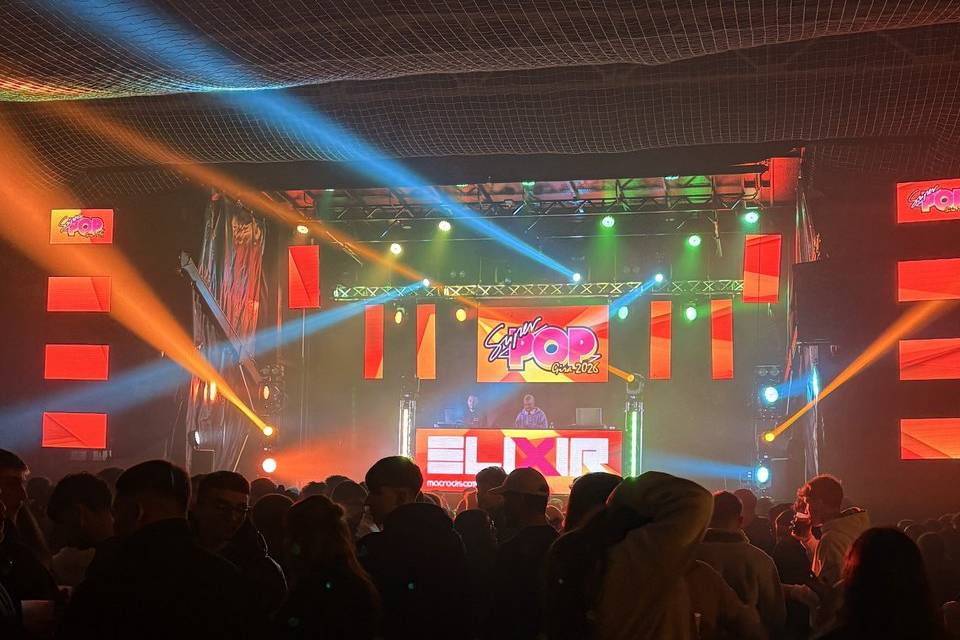 Camion escenario
