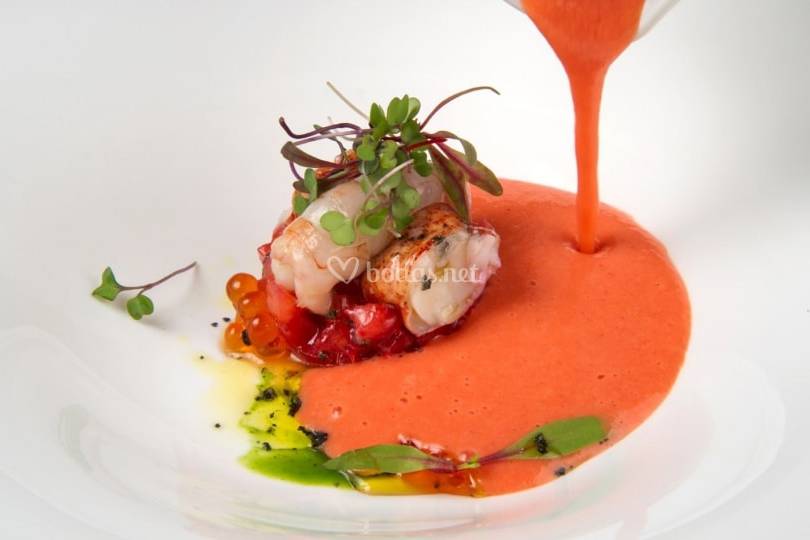 Crema de tomate con gamba