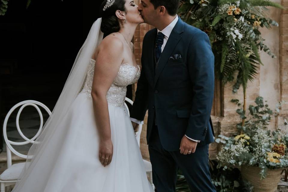 Novias reales Nika Bridal