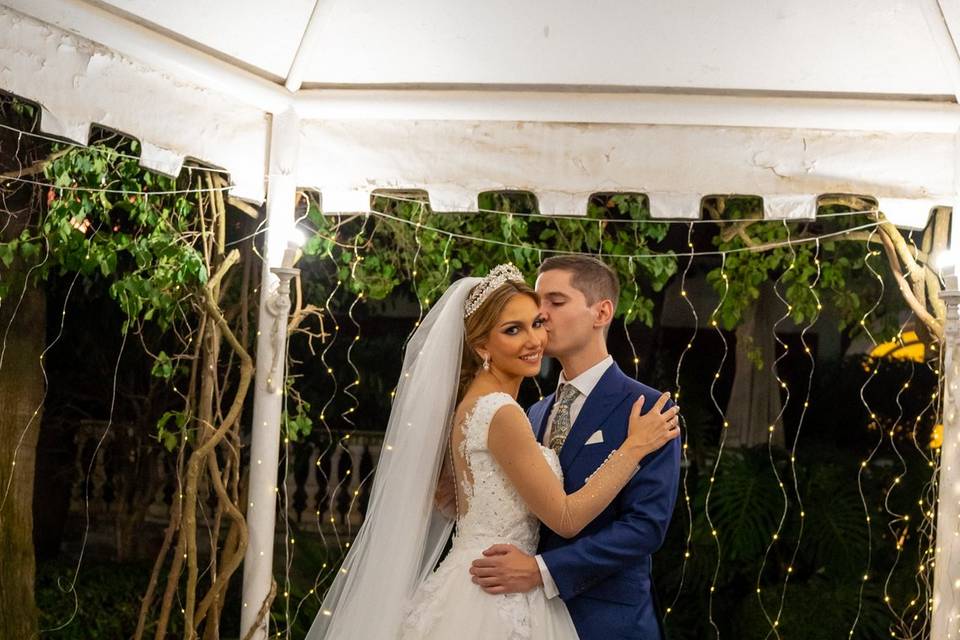 Diseño a medida Nika Bridal