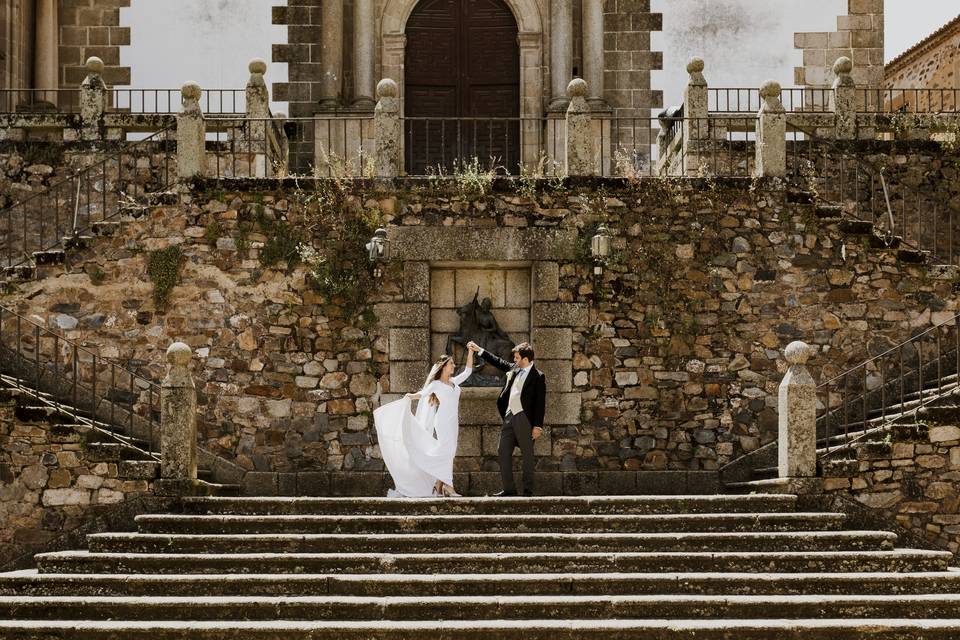 Novias reales Nika Bridal