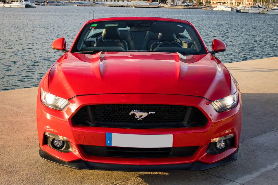 Alquiler Ford Mustang Cabrio