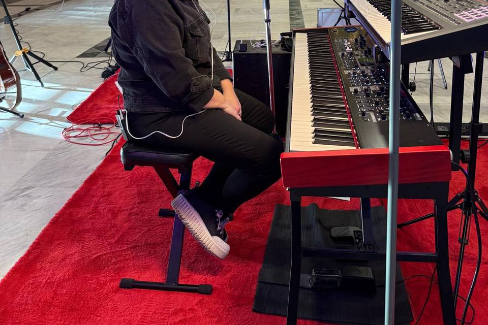 Amparo - Pianista