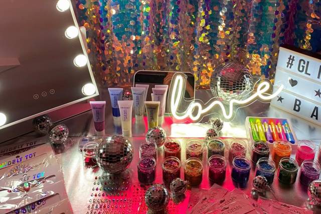 Mucho love y glitter