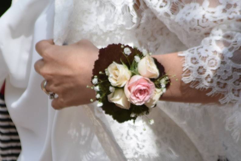 Pulsera floral