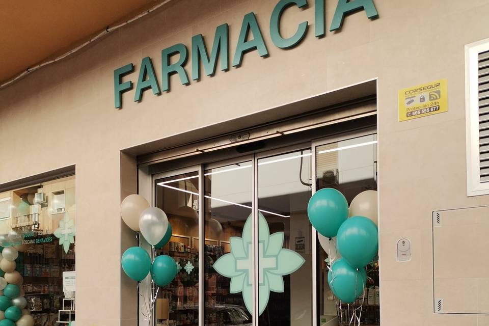 Inauguración farmacia