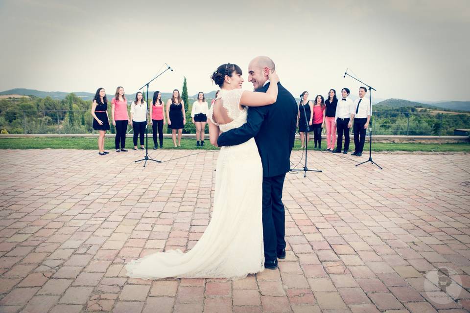 Los novios y la coral