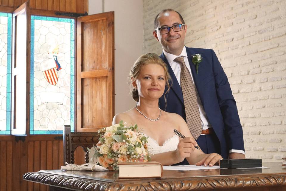 Firmando el matrimonio