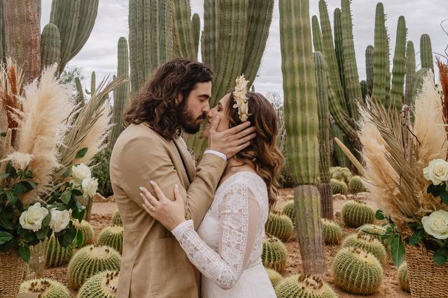 Elopement entre cactus