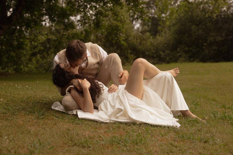 Ananda & Varo