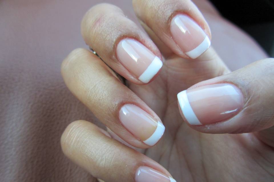 Esmaltado permanente de novias