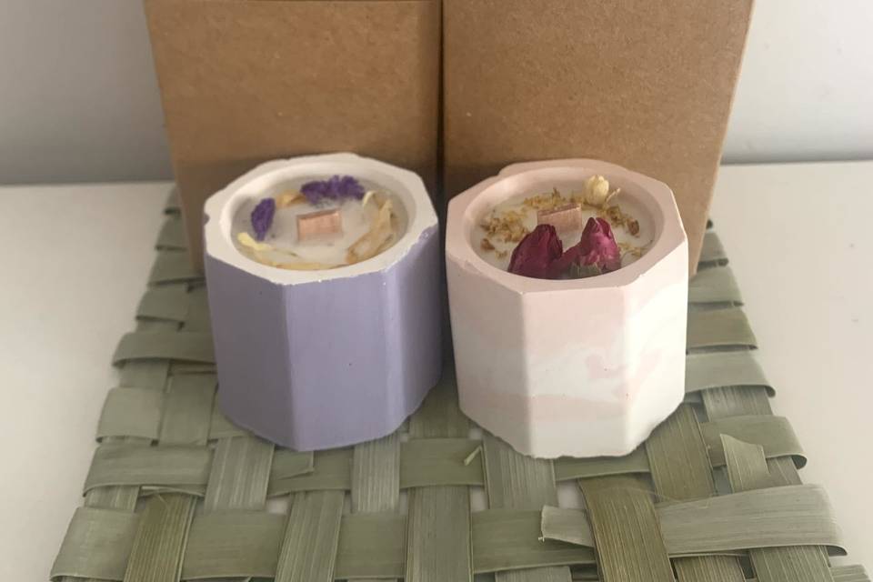 Velas con base de cemento