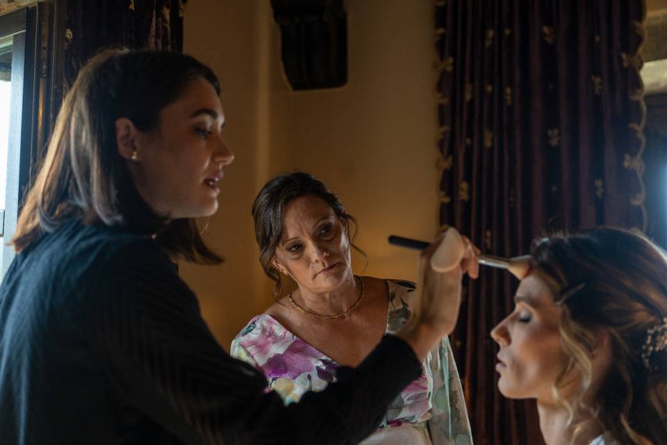 Maquillando a Belén