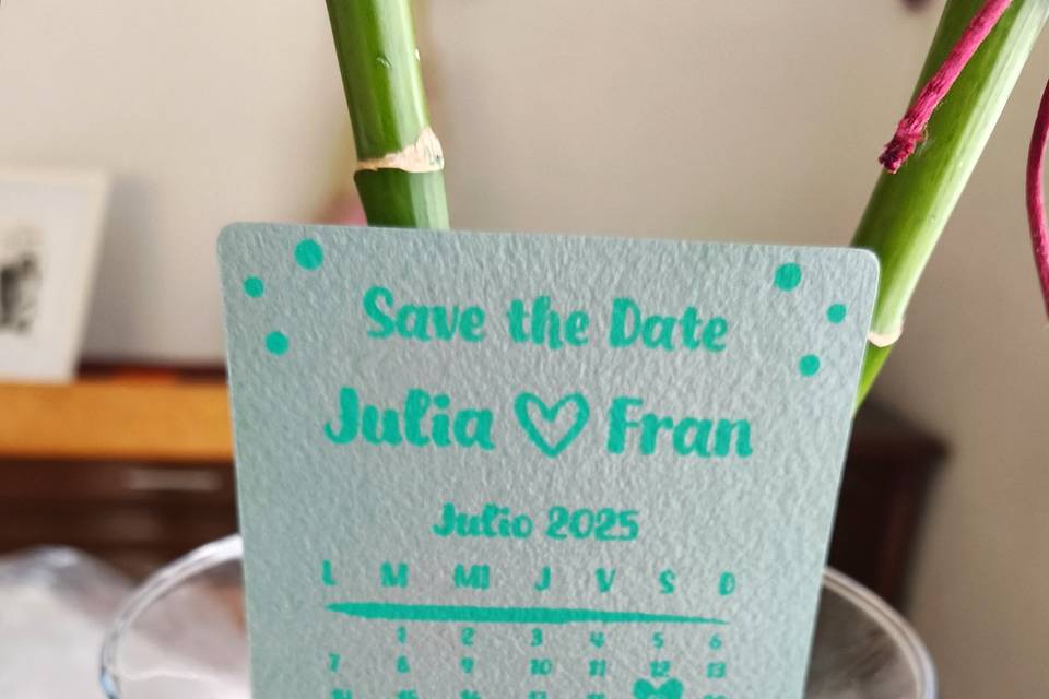 Save the date con papel recilado
