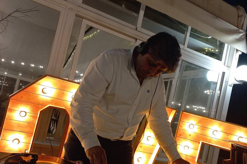 Dj Set Cóctel a Vinilo