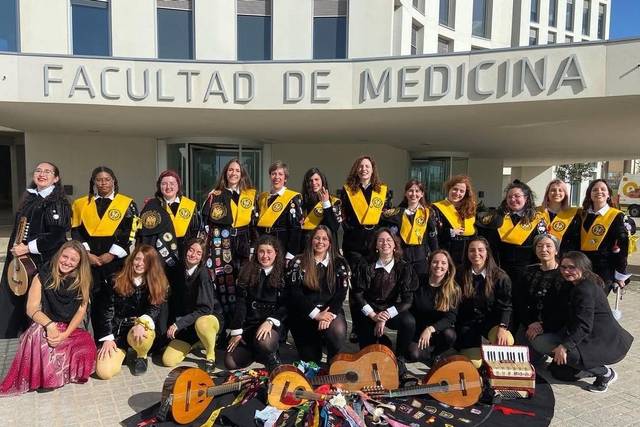 Tuna Femenina de Medicina de Granada