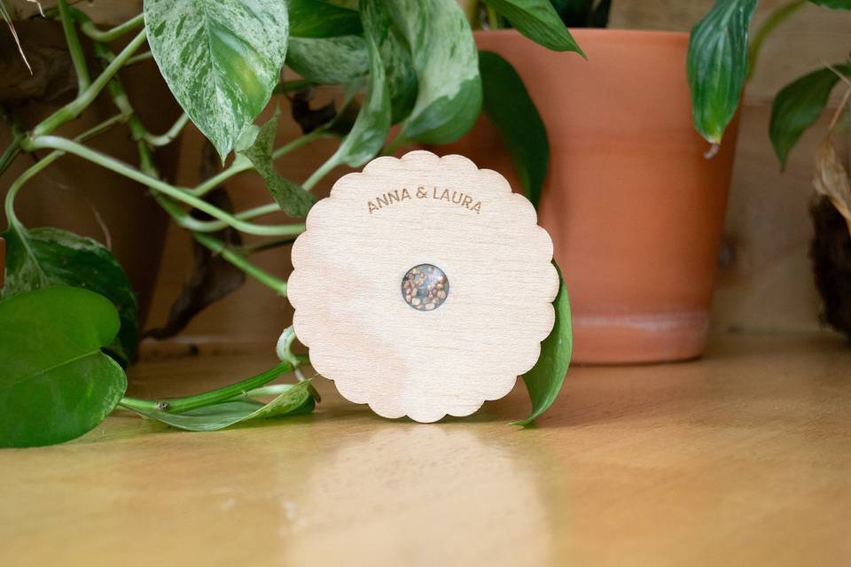 Posavasos madera con semillas