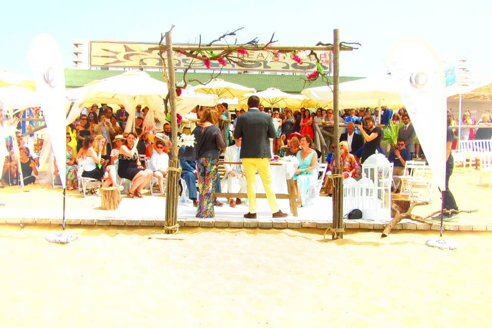 Bodas al aire libre, playa