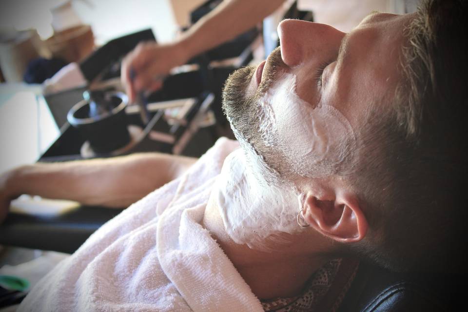 France Cadillac Barber