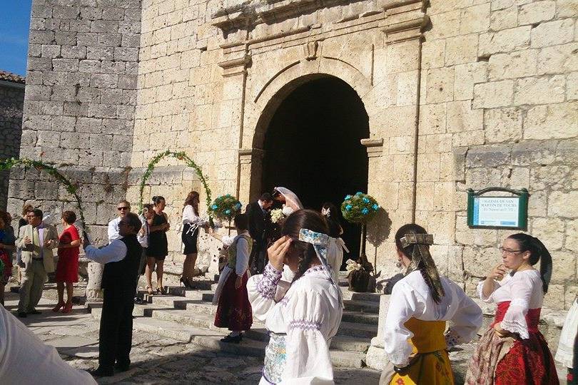 Grupo de danzas La Ermita