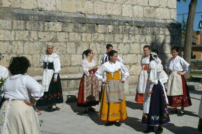 Grupo de danzas La Ermita