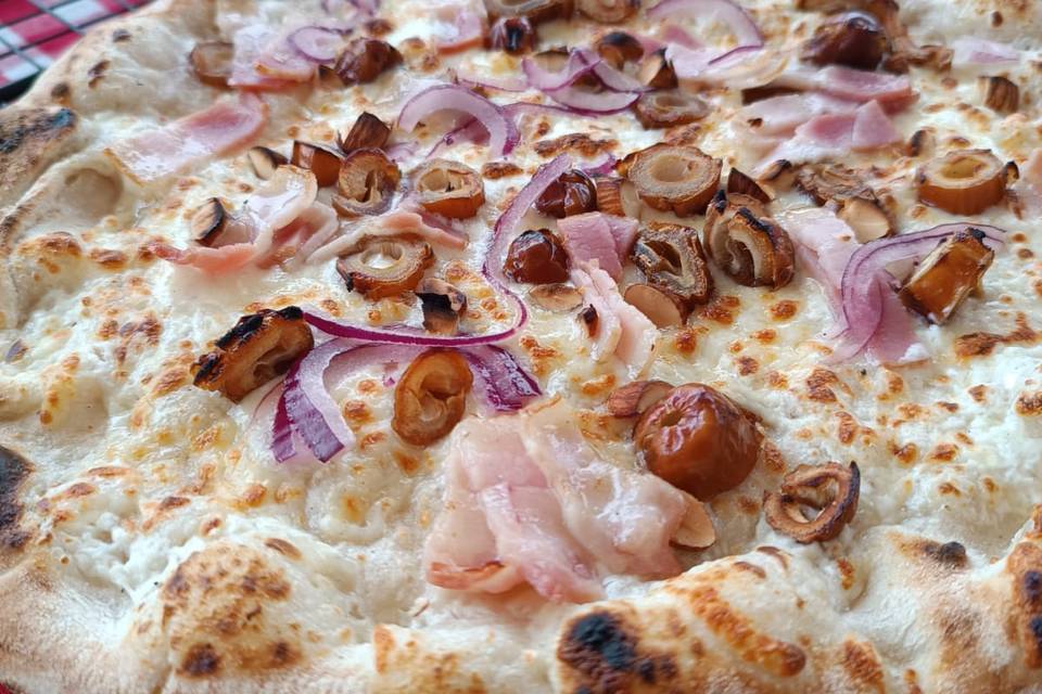 Noel Pizza