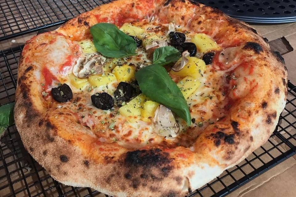 Noel Pizza