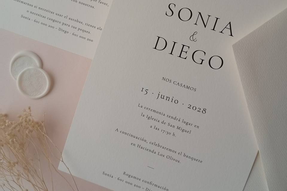 Invitación y papelería Clara