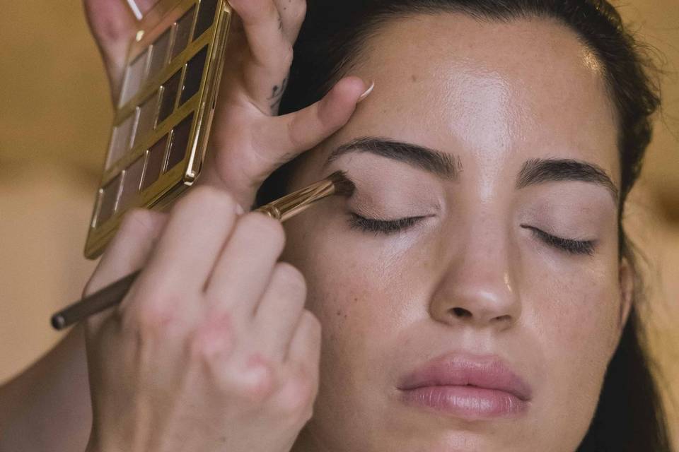 Sara maquillaje