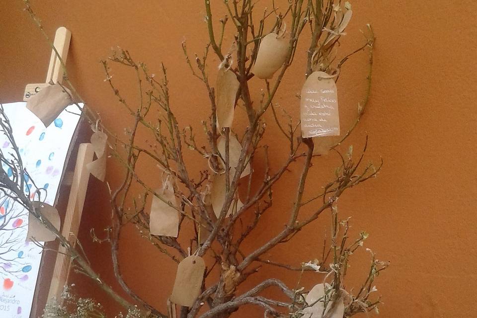 Árbol de los deseos rústico