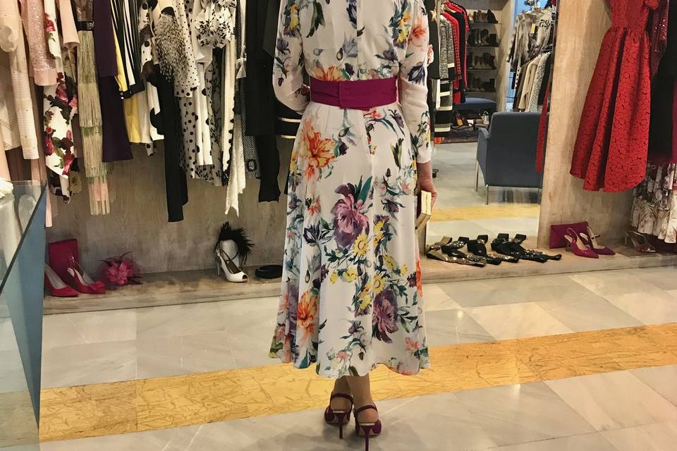 Vestido midi de flores