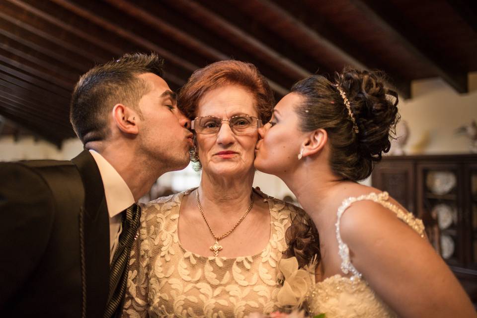 El beso a la abuela