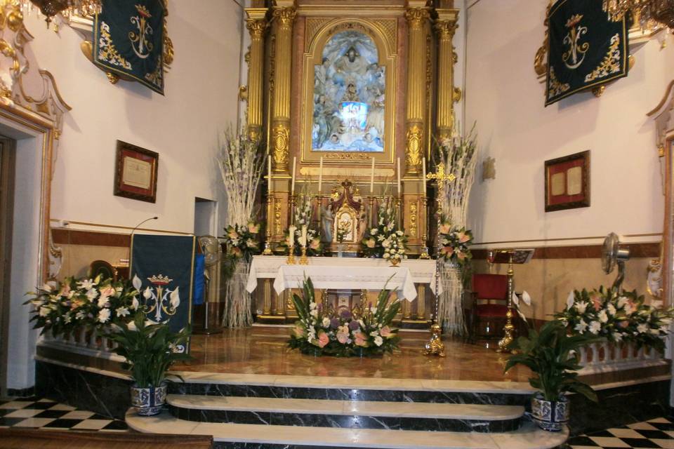 Altar Tottem