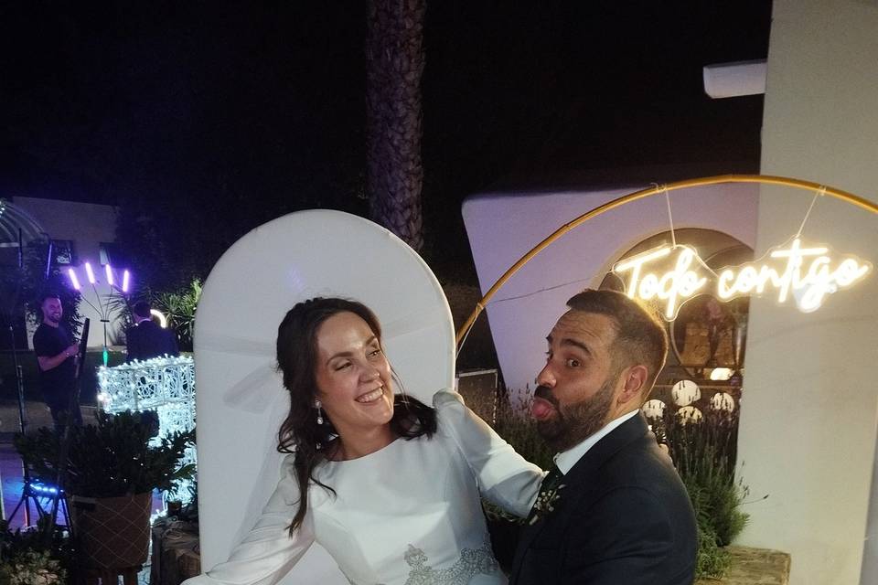NOVIOS DIVERTIDOS