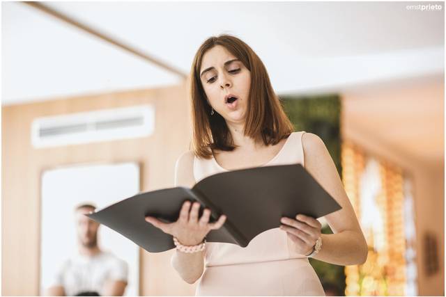 Ana María Benítez - Soprano