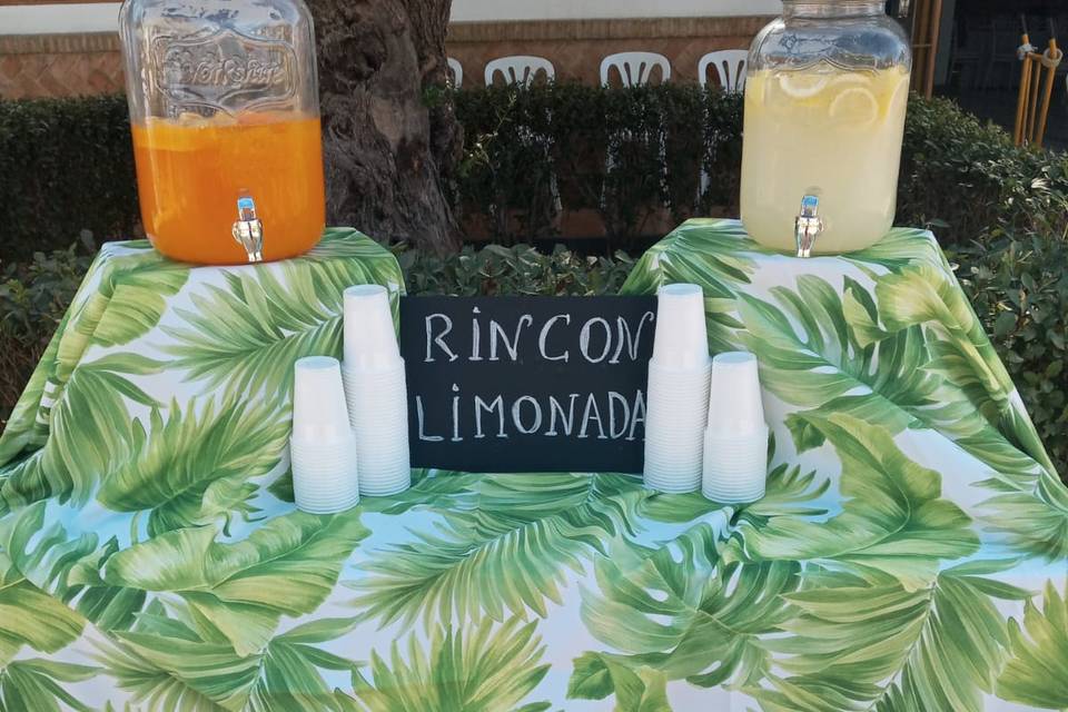 Limonada refrescante o Naranja