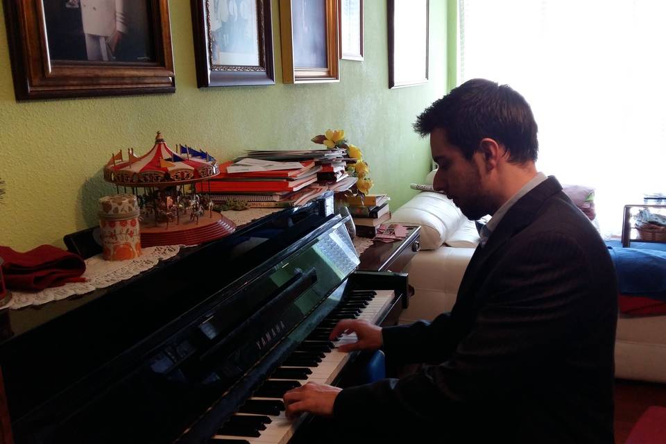 Tocando el piano