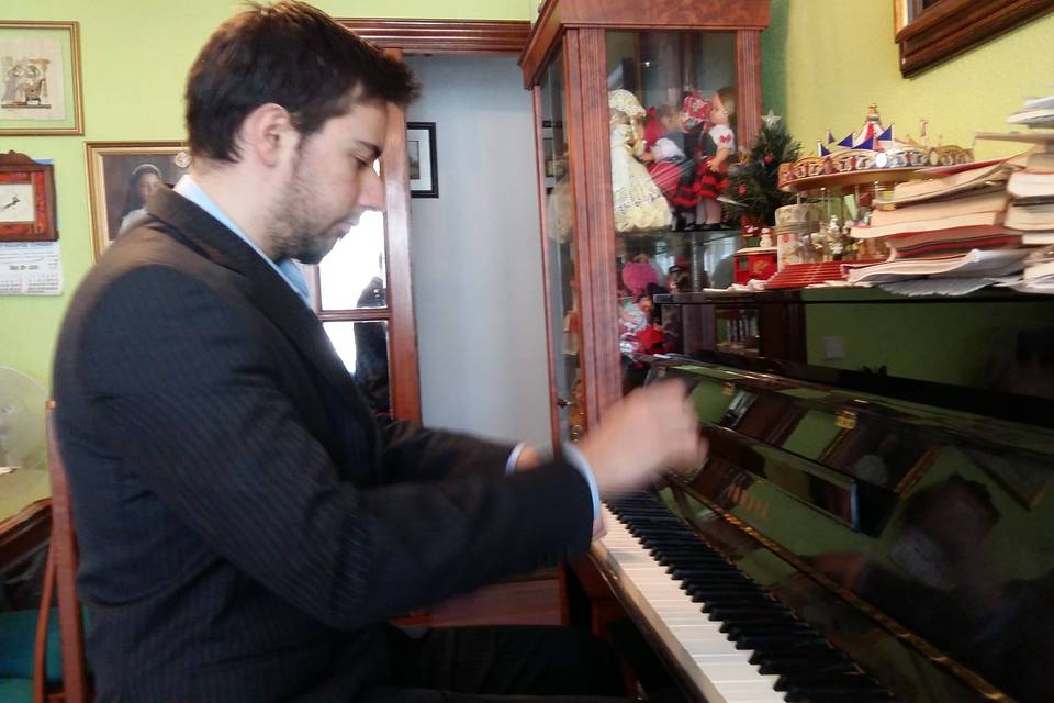 Al piano