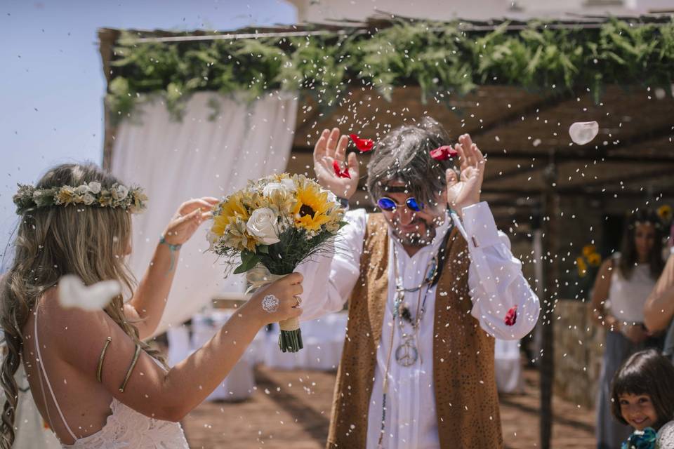 ¡Qué vivan los novios!