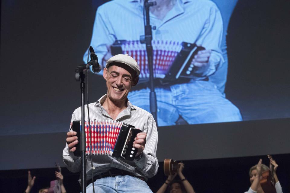 Actuación en el Teatro Arriaga