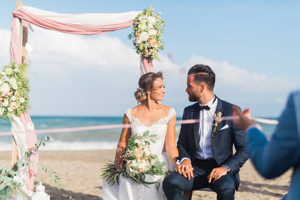 Los novios y la ceremonia