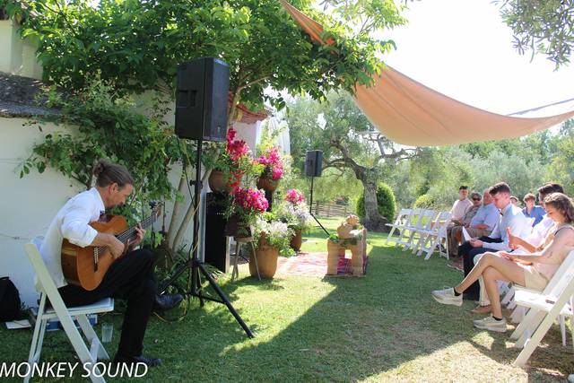 Ceremonia con guitarrista