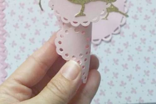 Cono pétalos rosa
