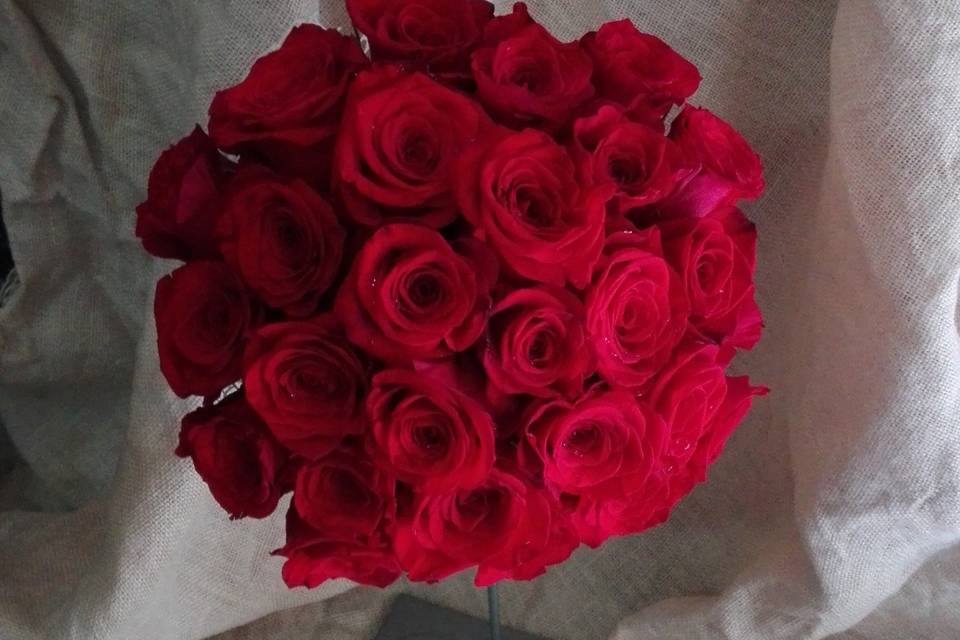 Remo de rosas rojas