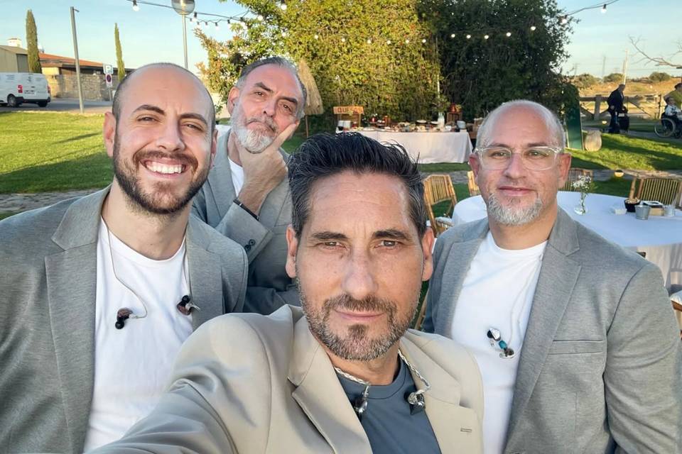 El grupo.