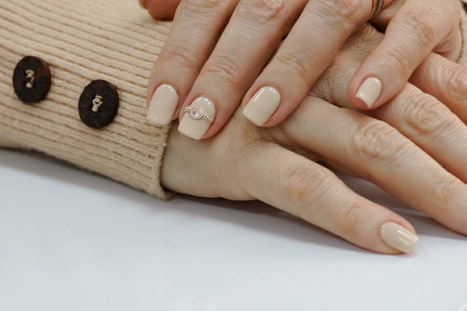 Nude & gold